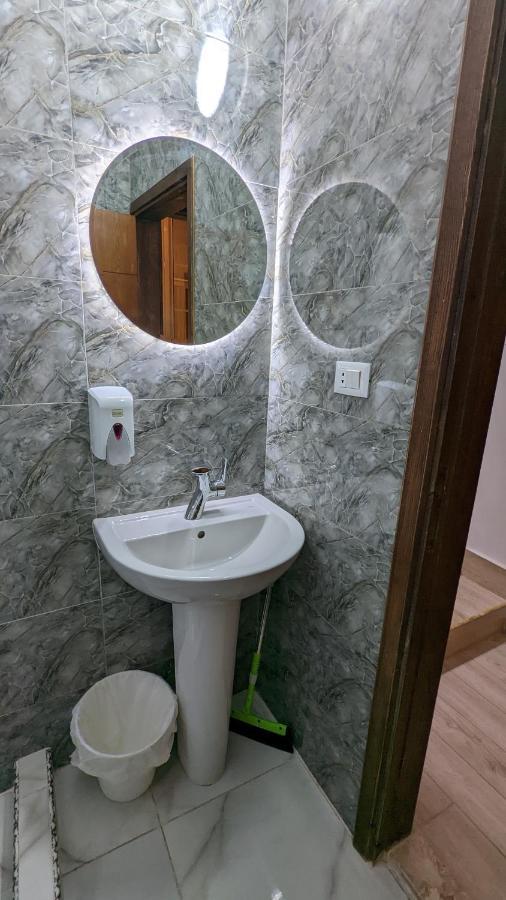 Champollion Hostel Каир Экстерьер фото
